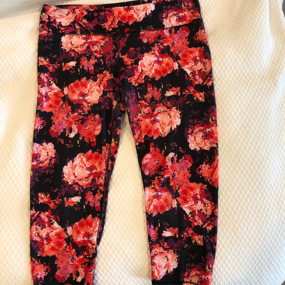 Fabletics floral crop leggings
